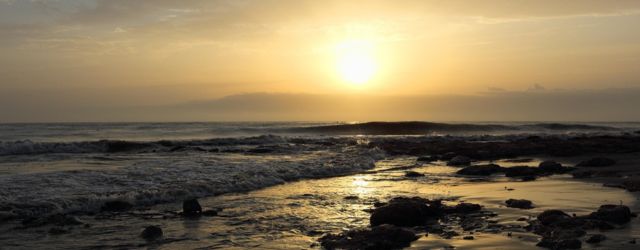 Paysage brumeux sur la mer