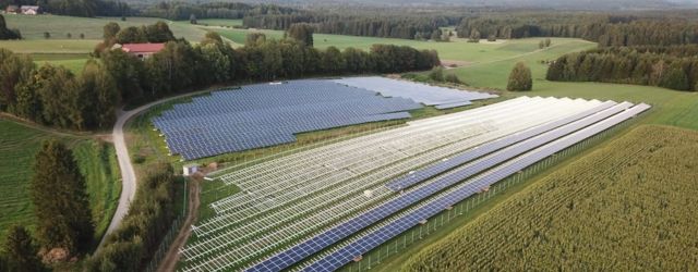 Installation d'un parc photovoltaïque dans la campagne